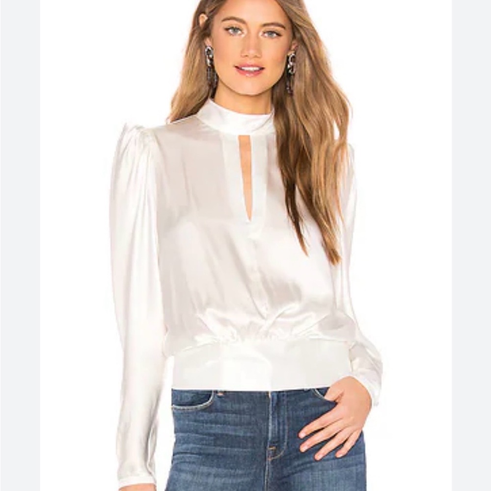 Frame Satin Keyhole Top in Off White Blouse Size S